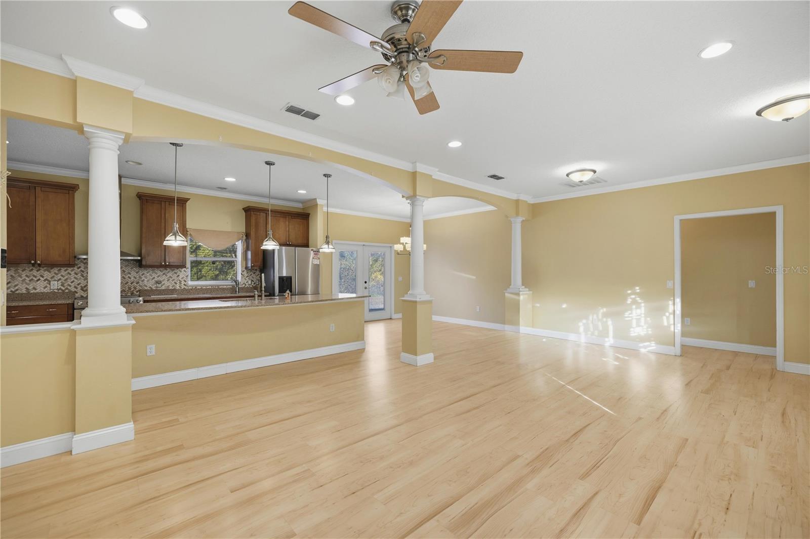 BELLEVIEW - Residential