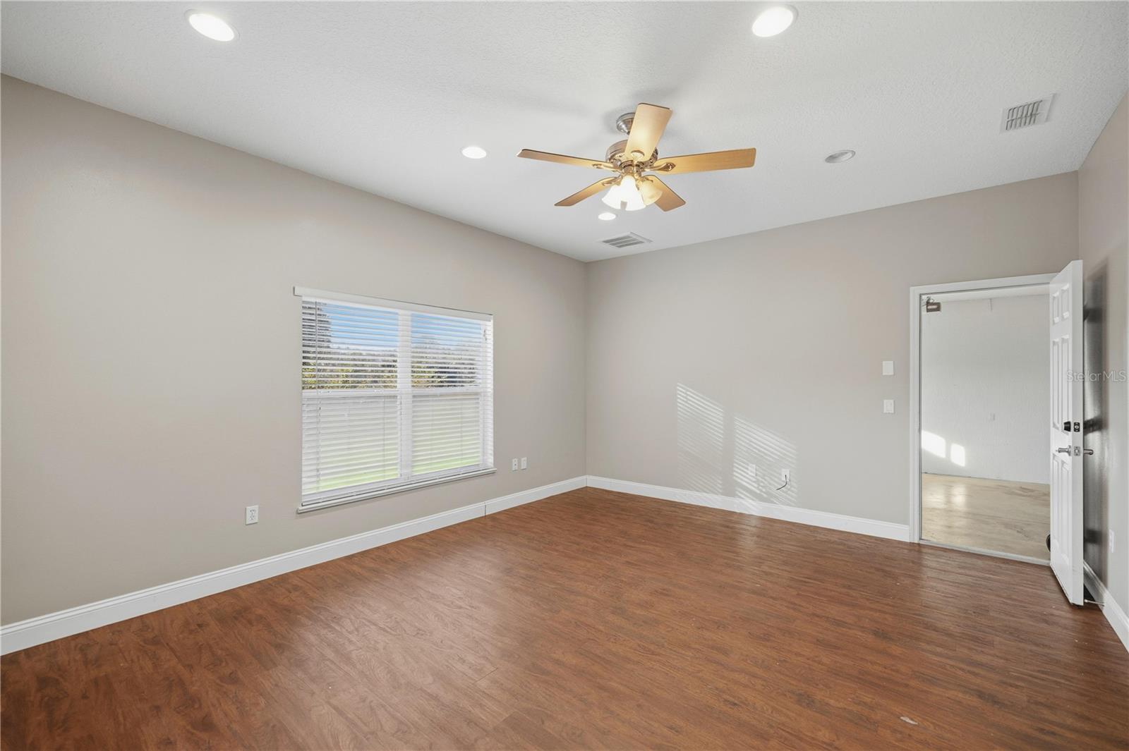 BELLEVIEW - Residential