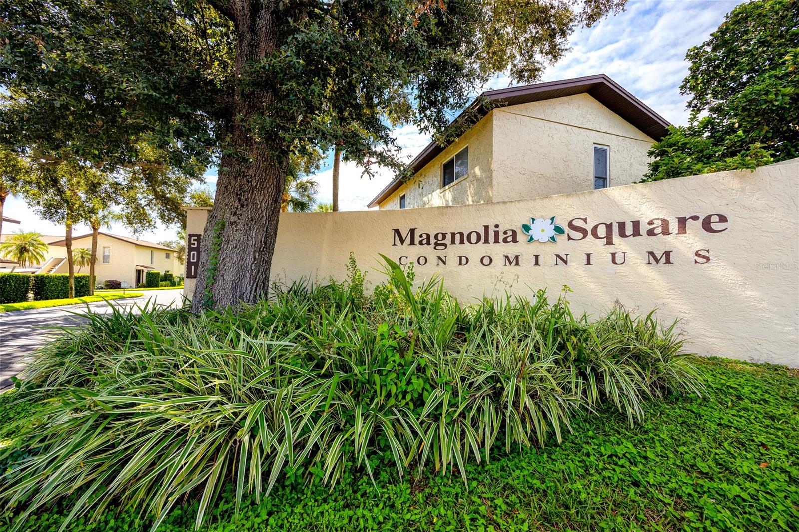 MAGNOLIA SQUARE CONDO INC - Residential Lease