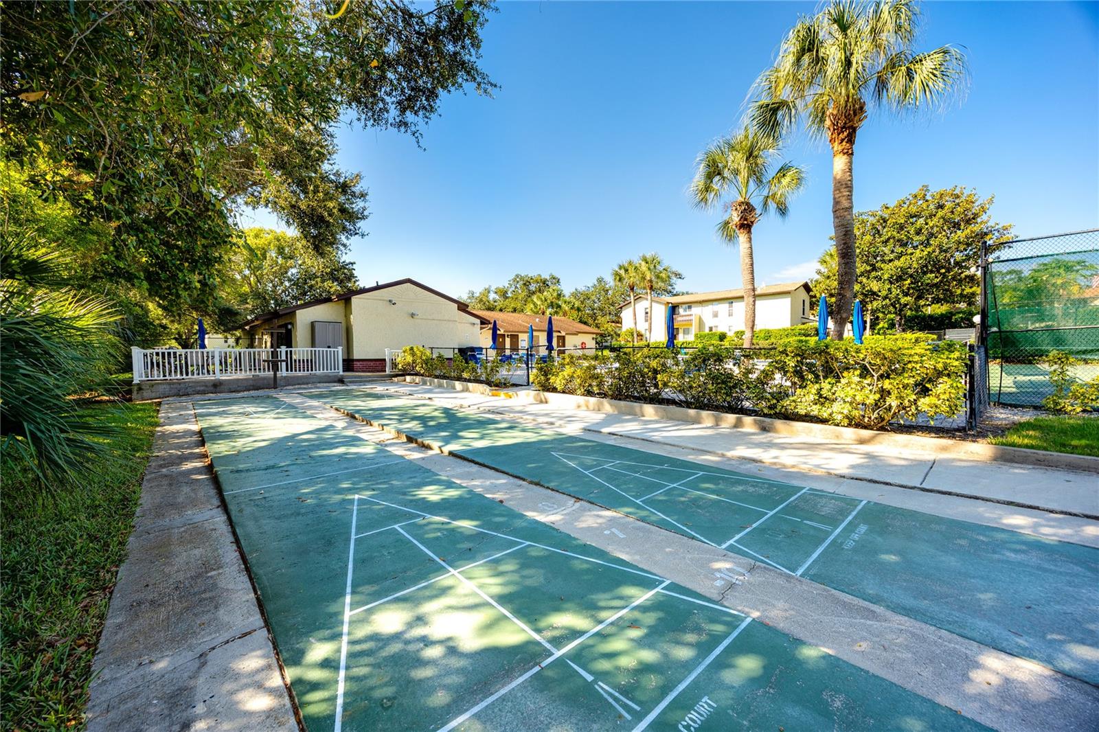 MAGNOLIA SQUARE CONDO INC - Residential Lease