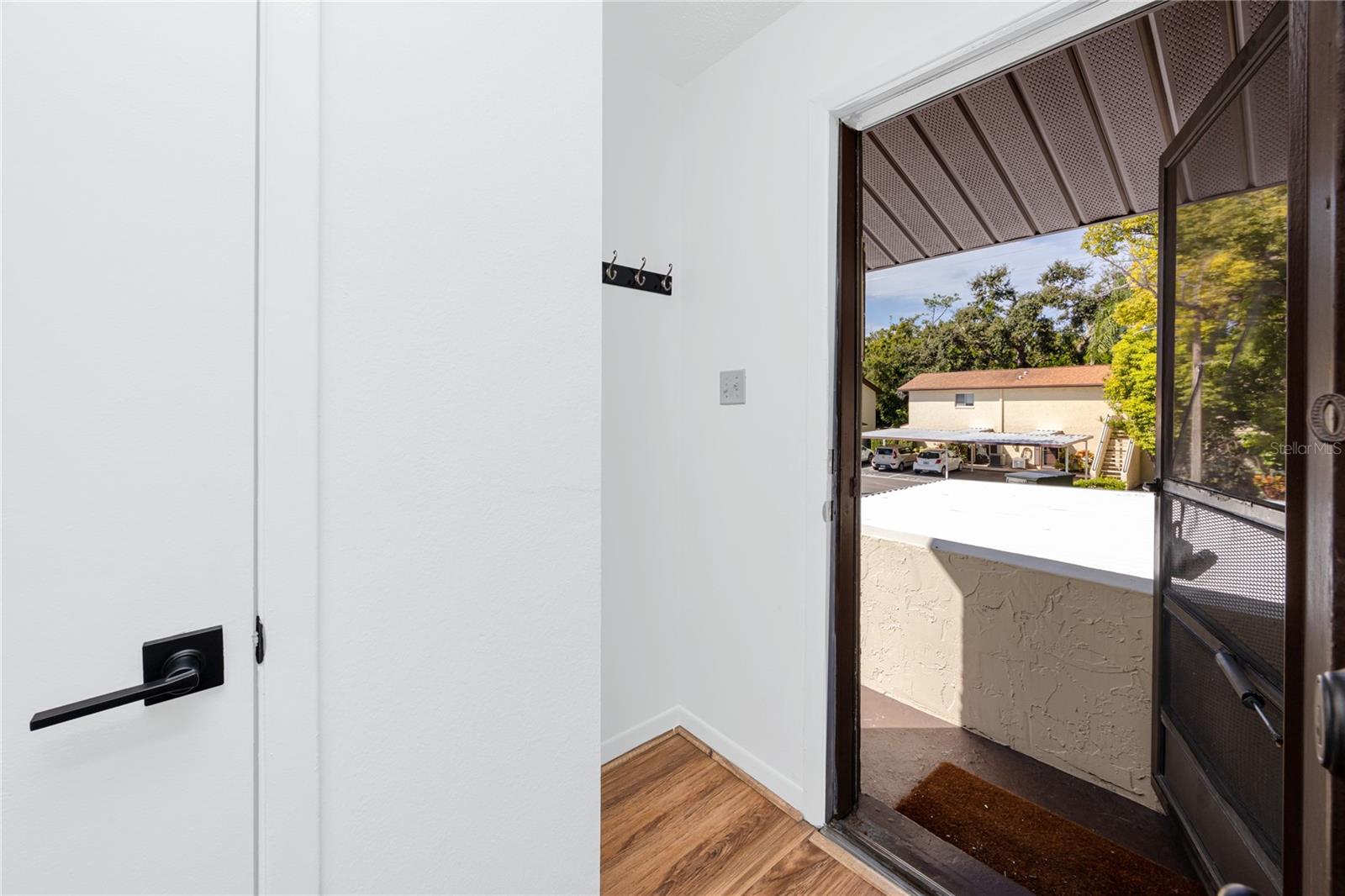 MAGNOLIA SQUARE CONDO INC - Residential Lease