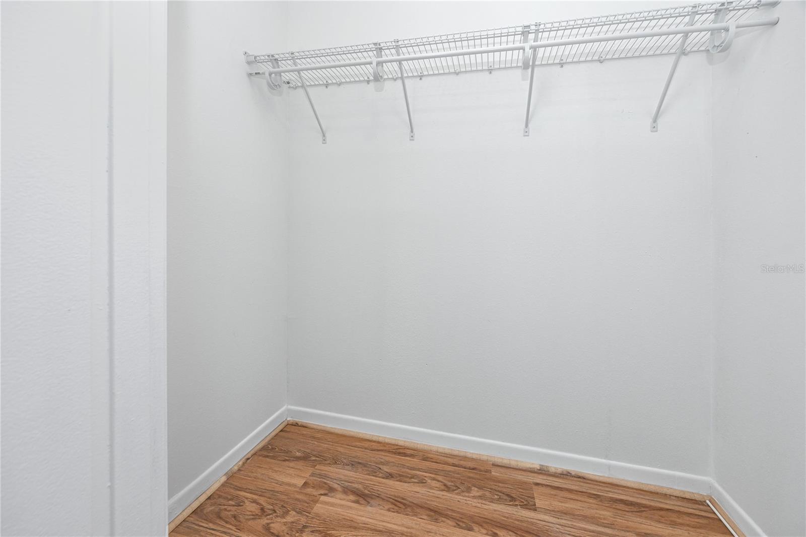 MAGNOLIA SQUARE CONDO INC - Residential Lease