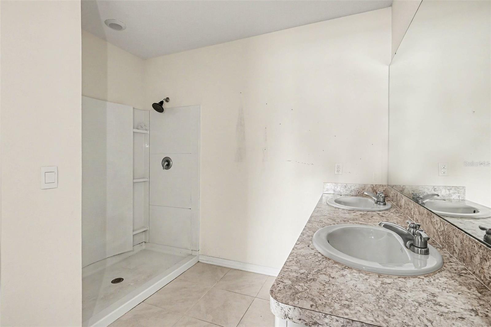 SQUIRES GROVE PH 2 - Residential