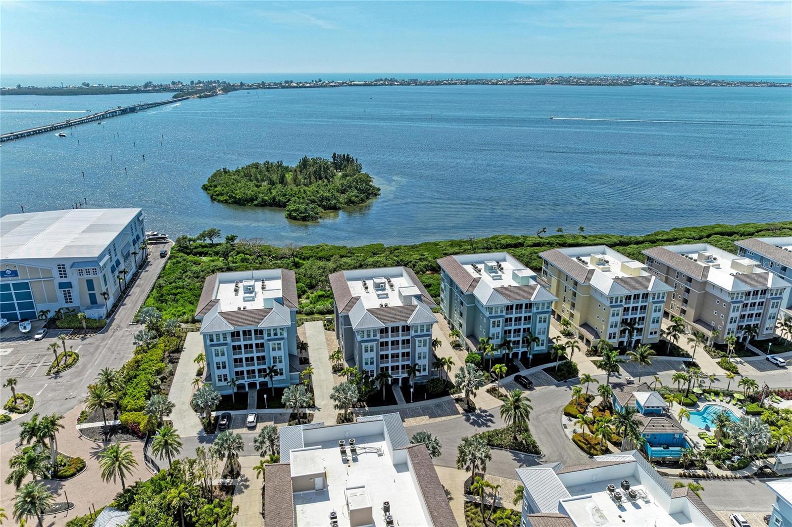 MARINA WALK ON ONE PARTICULAR HARBOUR - Residential