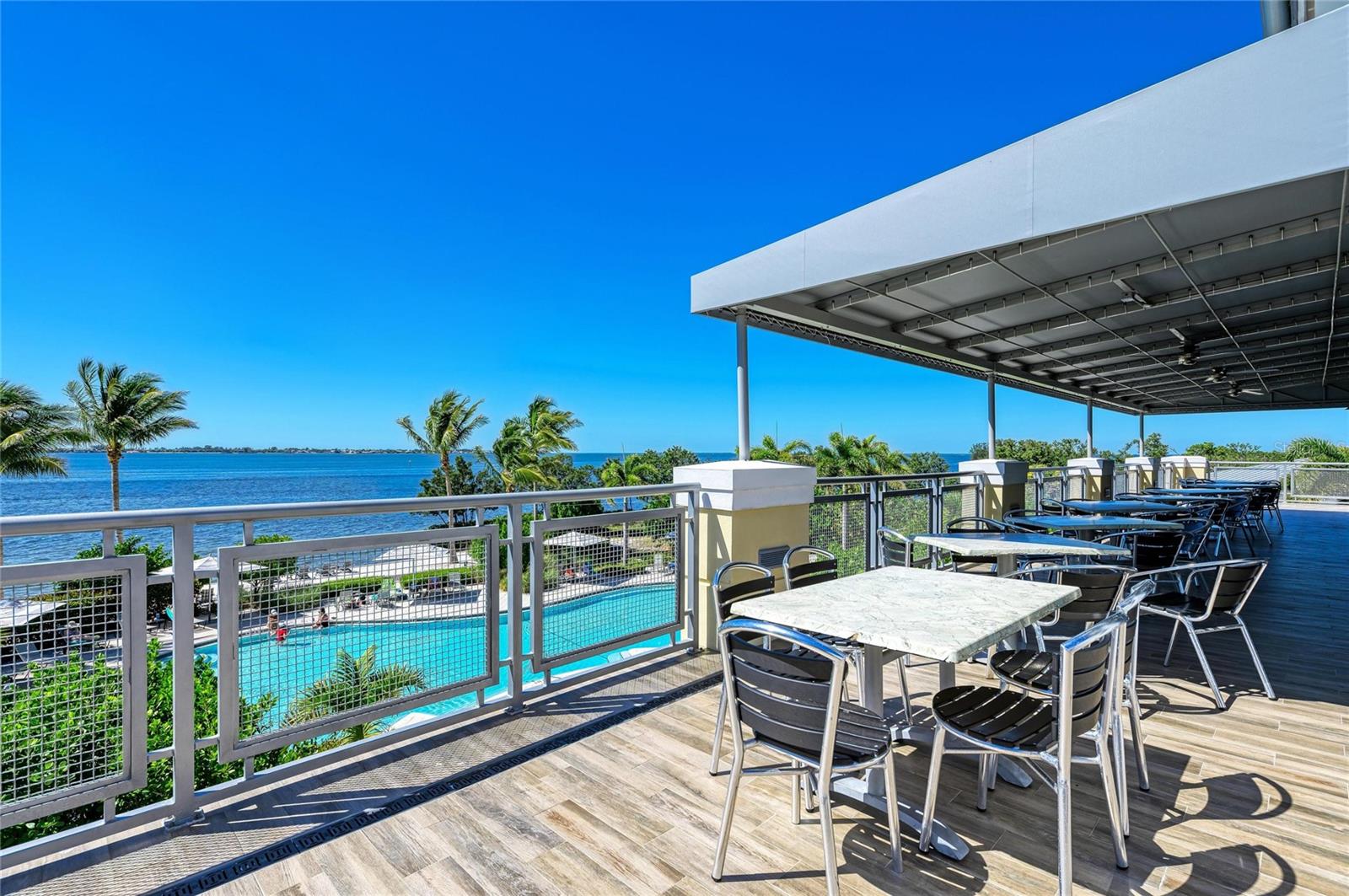 MARINA WALK ON ONE PARTICULAR HARBOUR - Residential