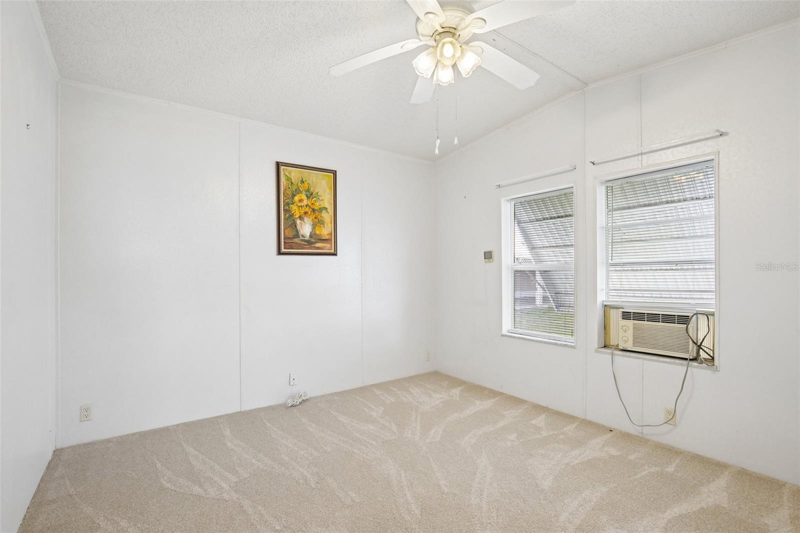SHADOW BROOK MOBILE HOME - Residential