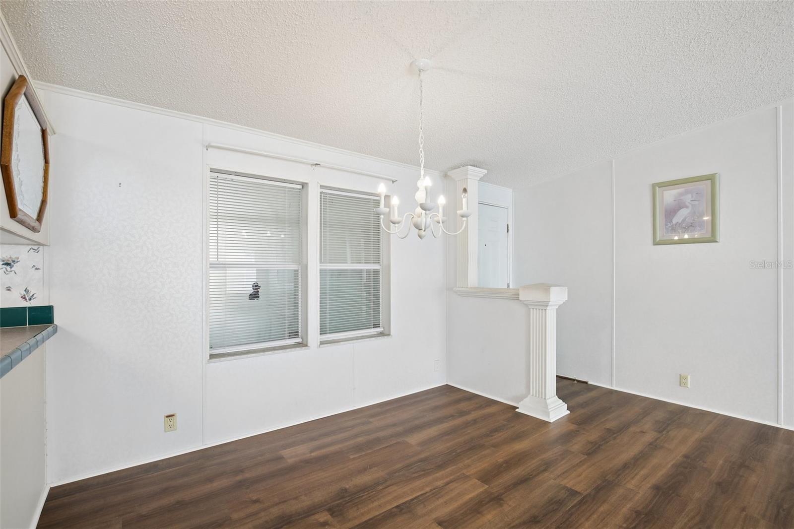 SHADOW BROOK MOBILE HOME - Residential