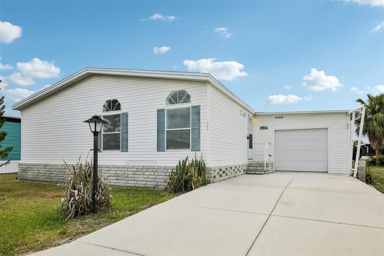 SHADOW BROOK MOBILE HOME - Residential