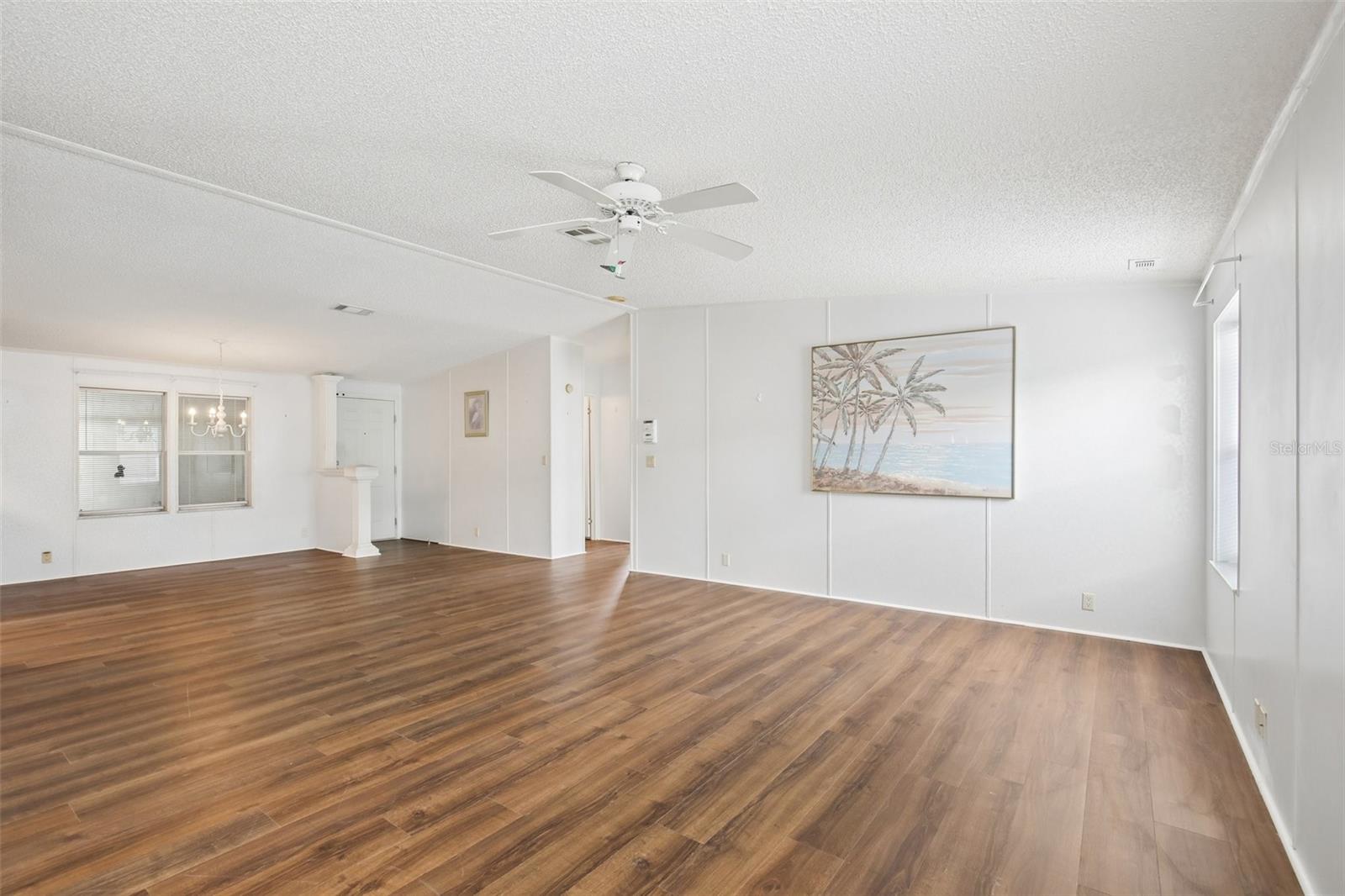 SHADOW BROOK MOBILE HOME - Residential