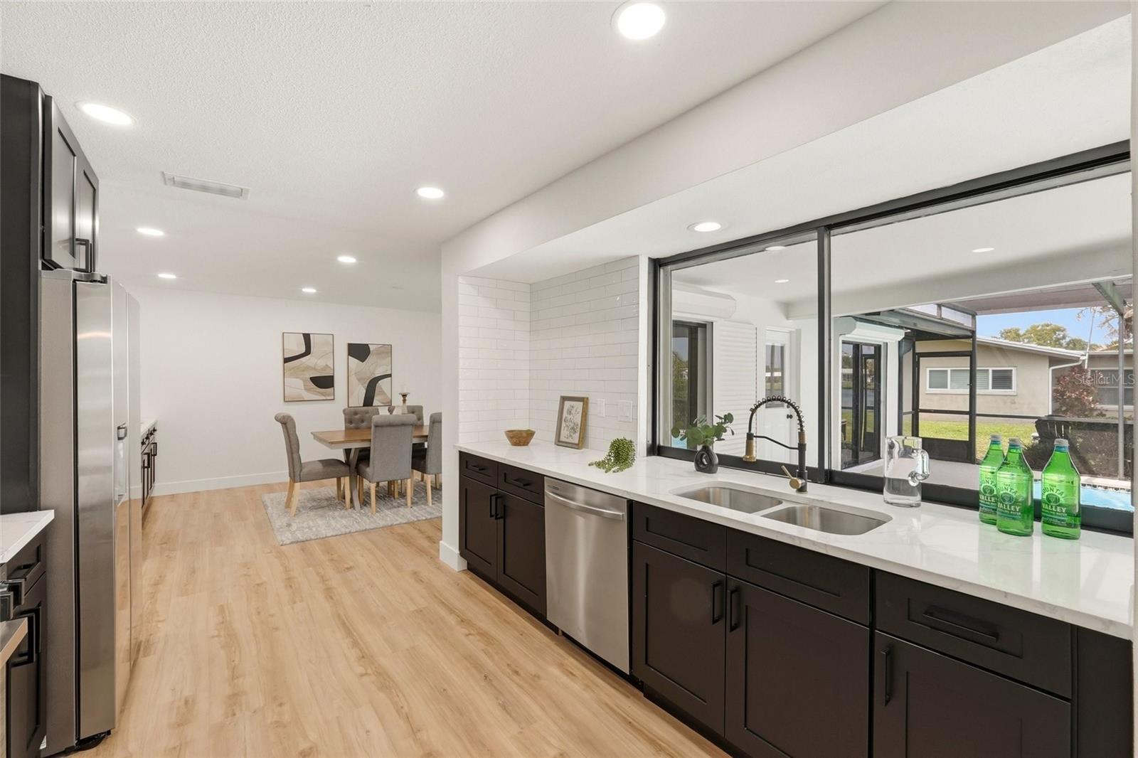 HILLCREST MANOR - Residential