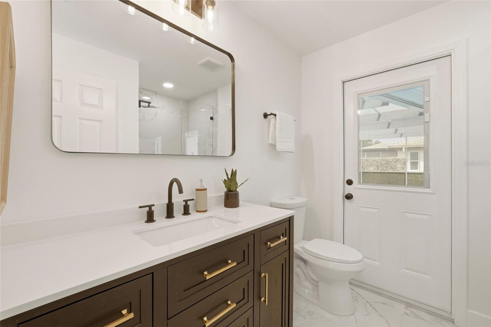 HILLCREST MANOR - Residential