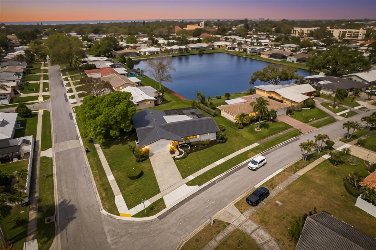 HILLCREST MANOR - Residential