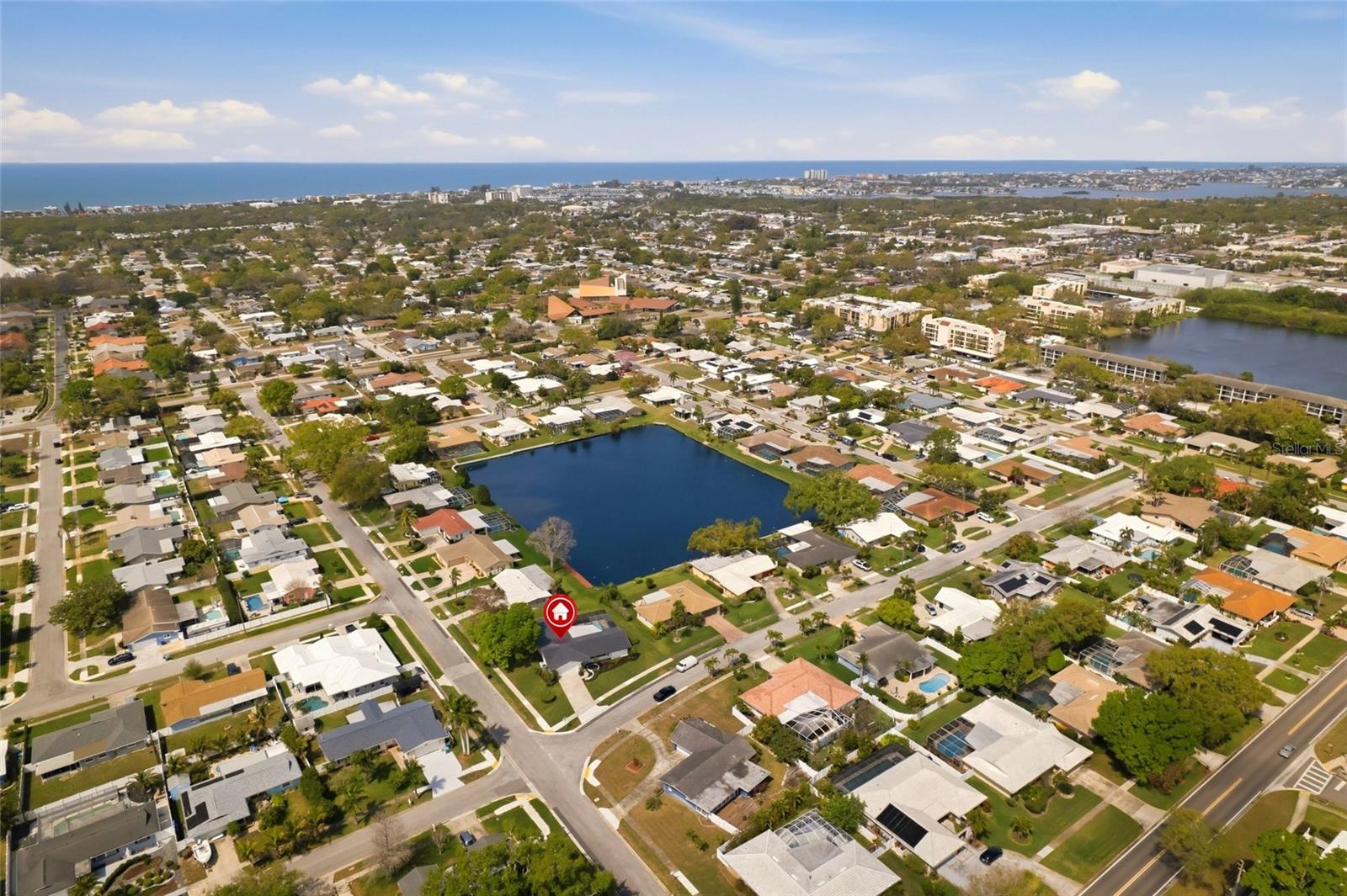 HILLCREST MANOR - Residential