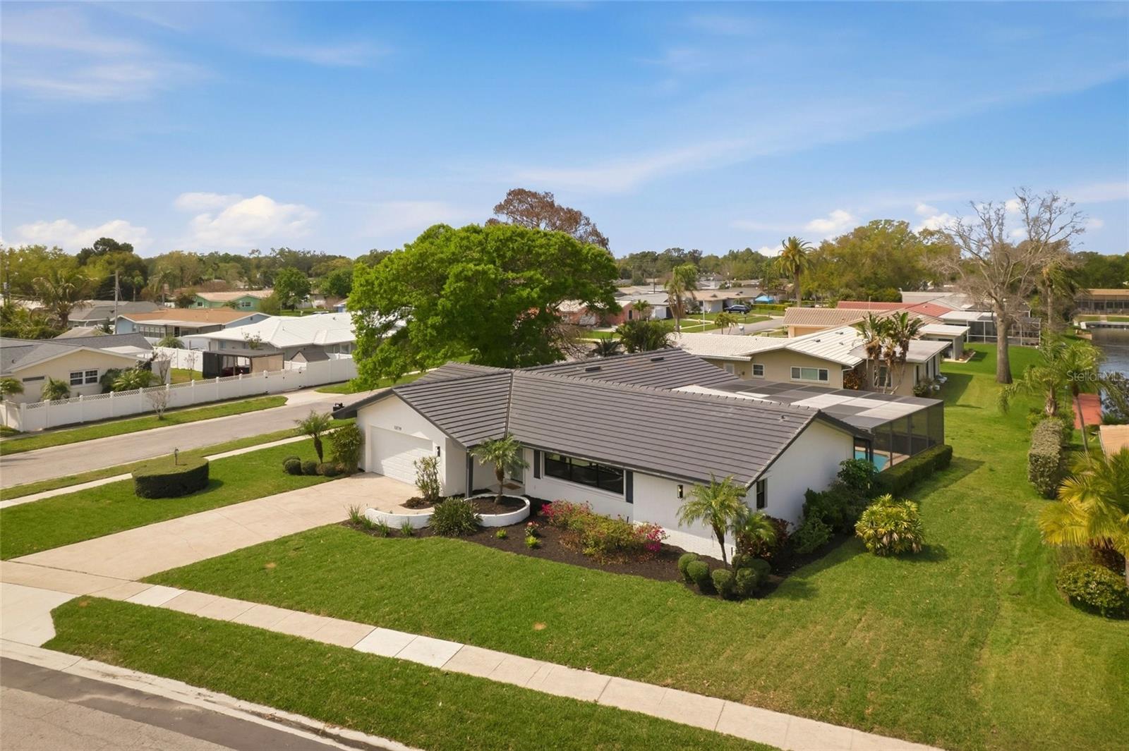 HILLCREST MANOR - Residential