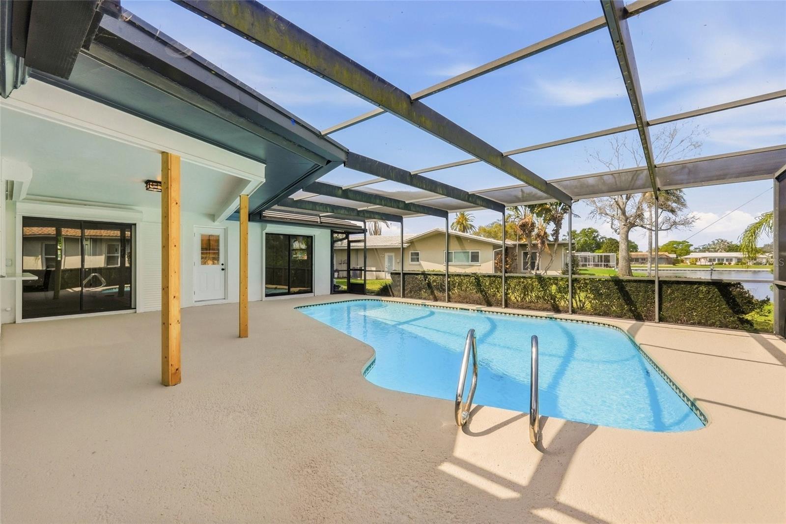 HILLCREST MANOR - Residential