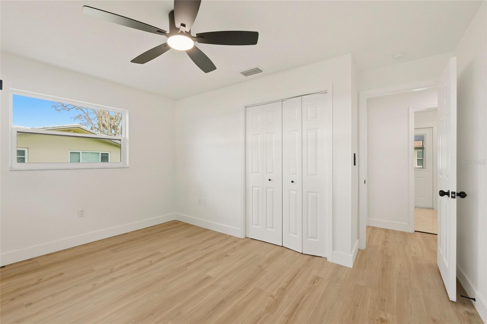 HILLCREST MANOR - Residential