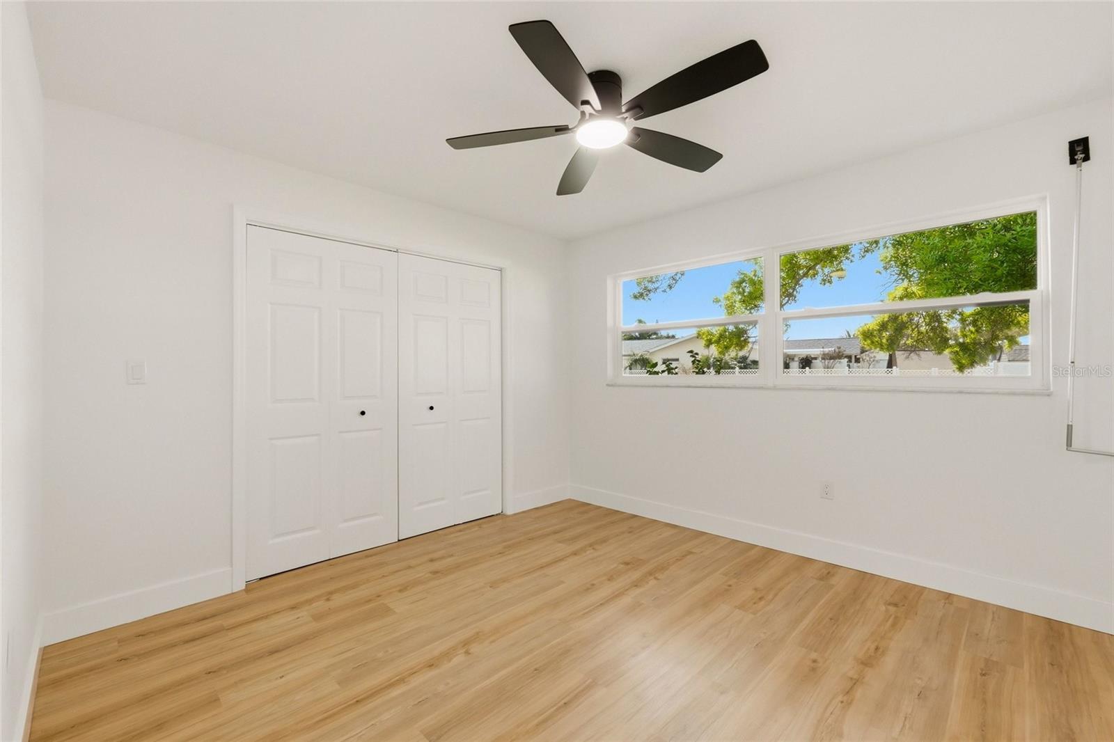 HILLCREST MANOR - Residential