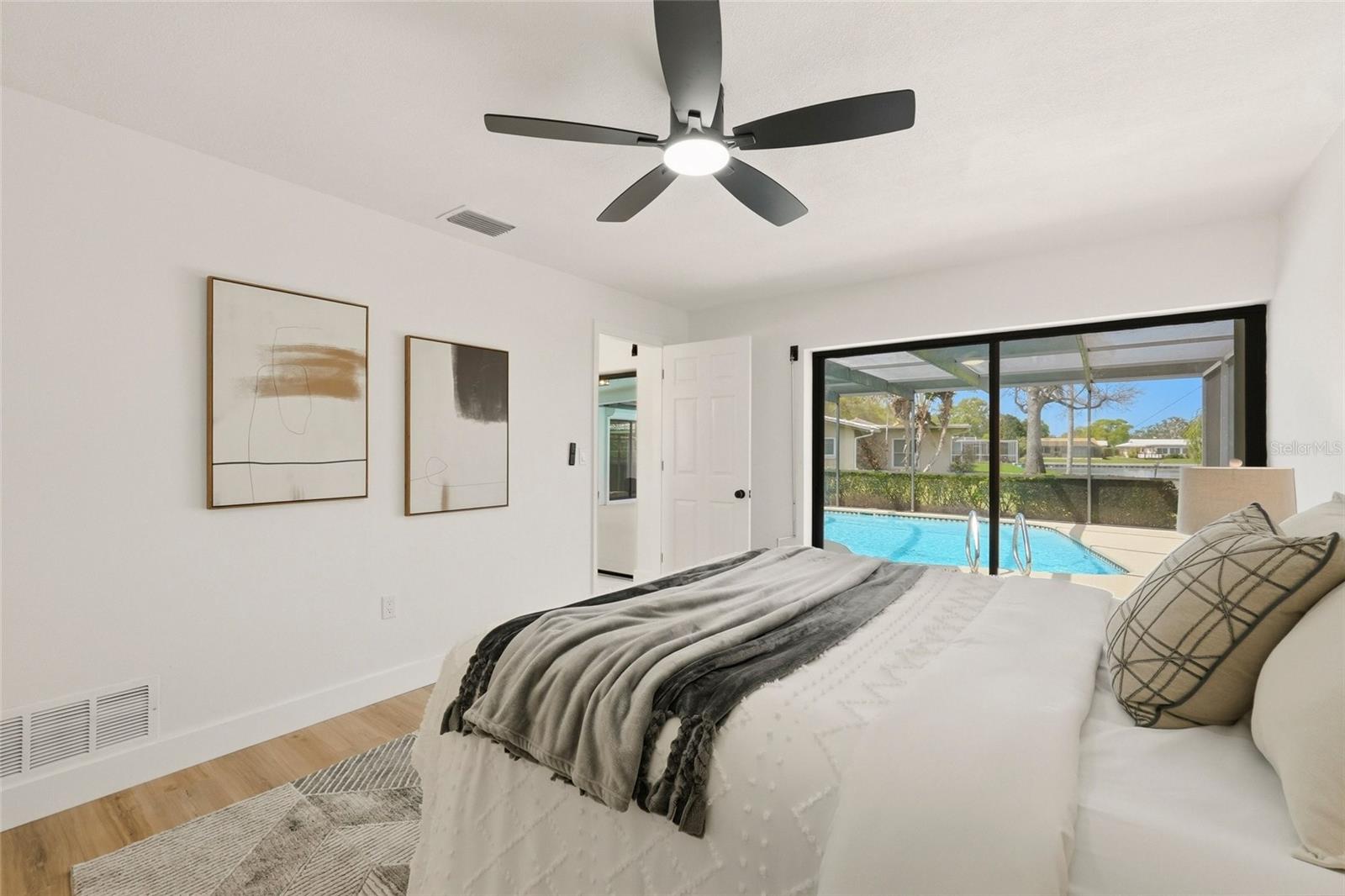 HILLCREST MANOR - Residential