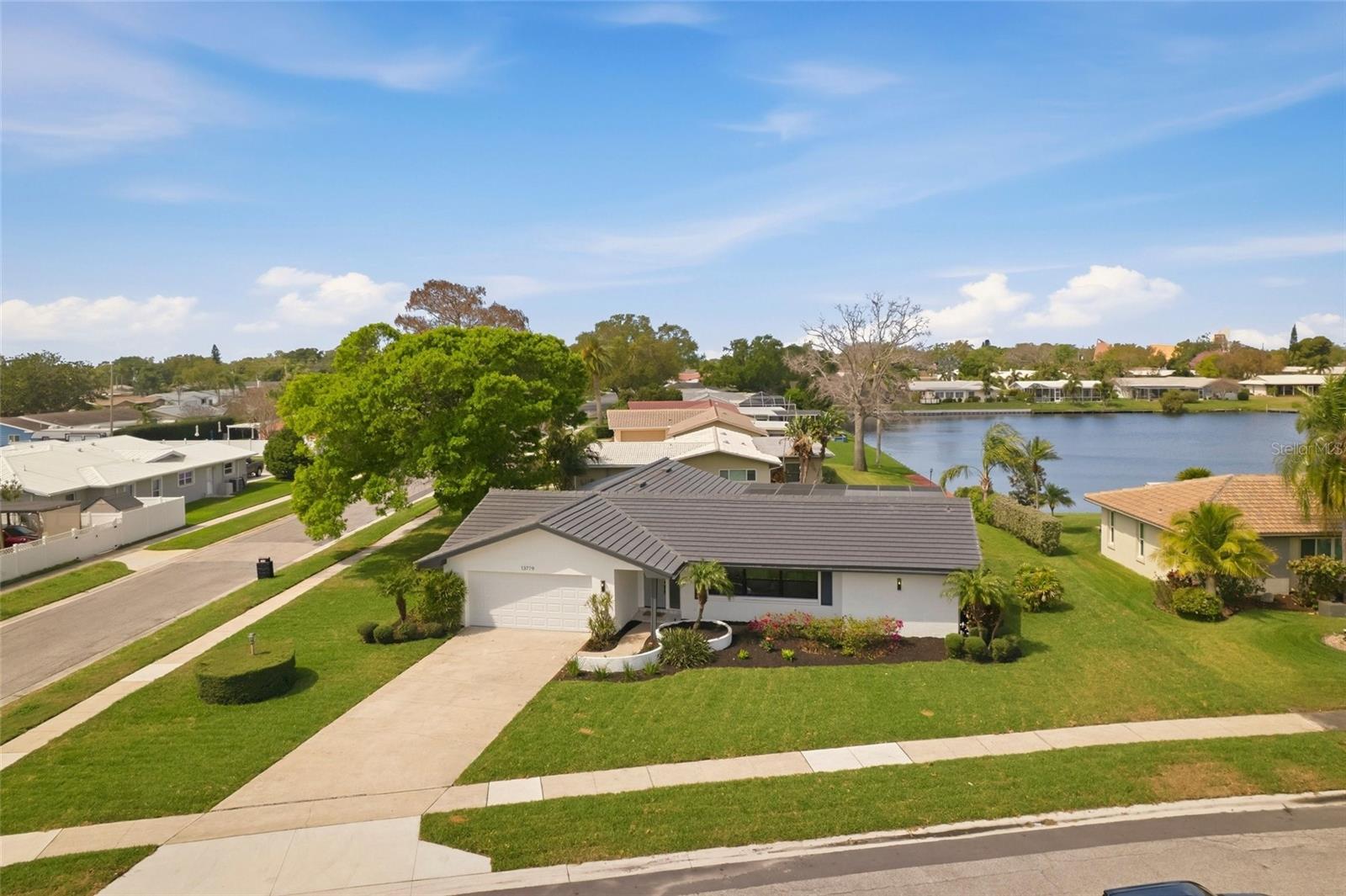 HILLCREST MANOR - Residential