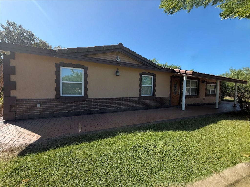 Photo of 1881 SE Cherry Drive, Arcadia, FL 34266 (MLS # C7531582)