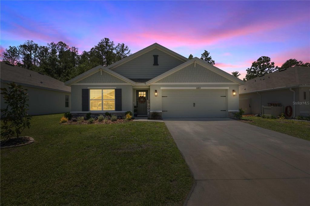 Photo of 6801 SE 3rd Loop, Ocala, FL 34472 (MLS # OM724023)