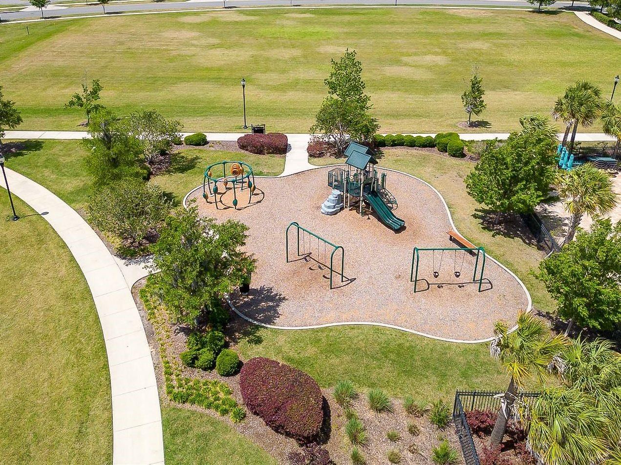 OAKMONT PH 4 PB 36 PG 83 - Residential