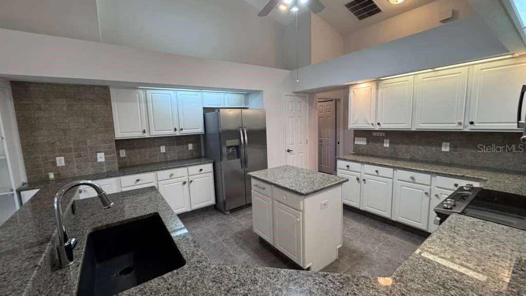 SAND LAKE POINT - Residential Lease