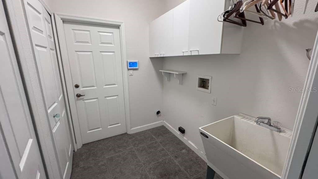 SAND LAKE POINT - Residential Lease