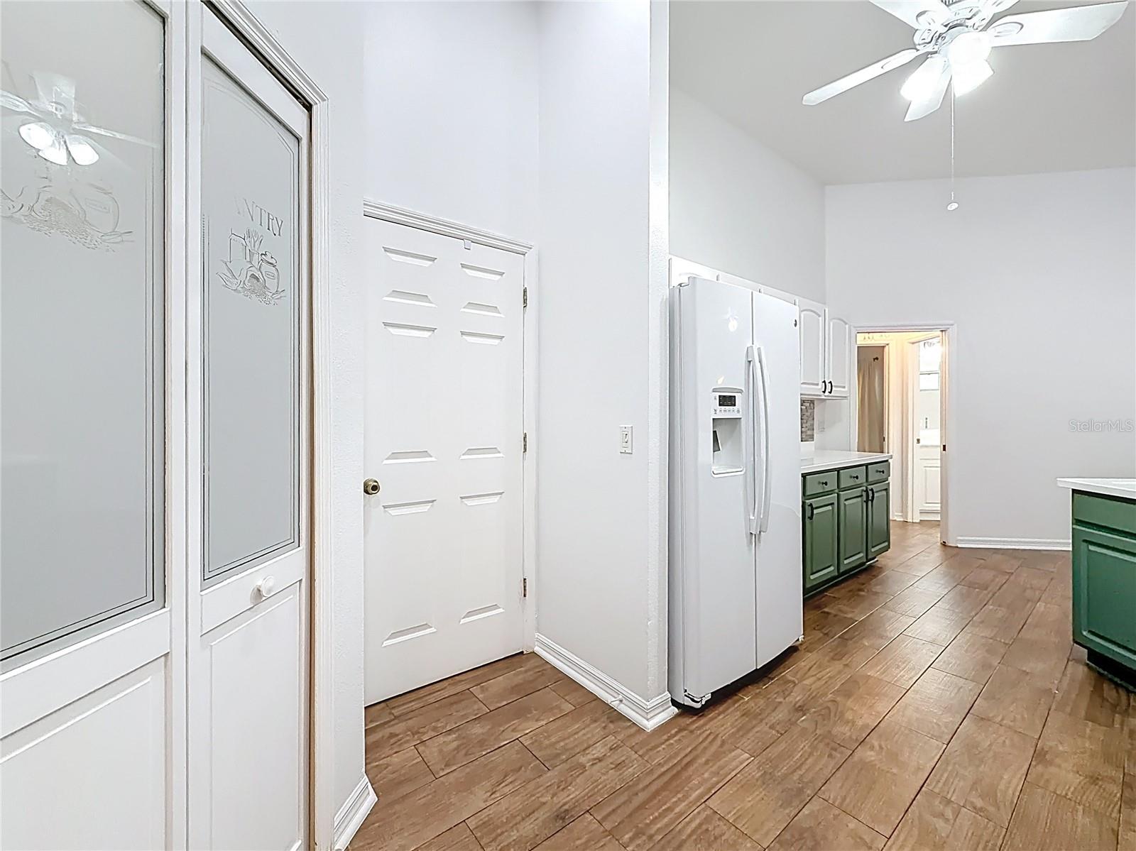 LAKES LADY LAKE - Residential