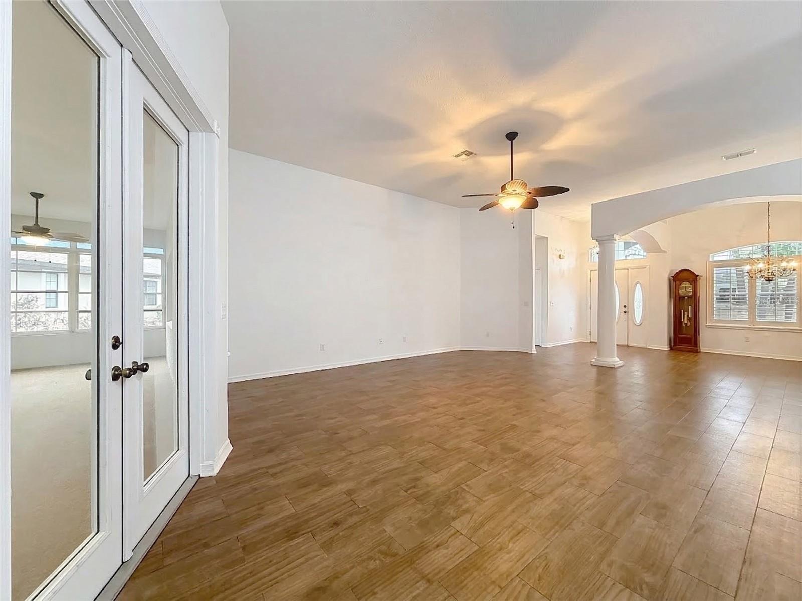 LAKES LADY LAKE - Residential