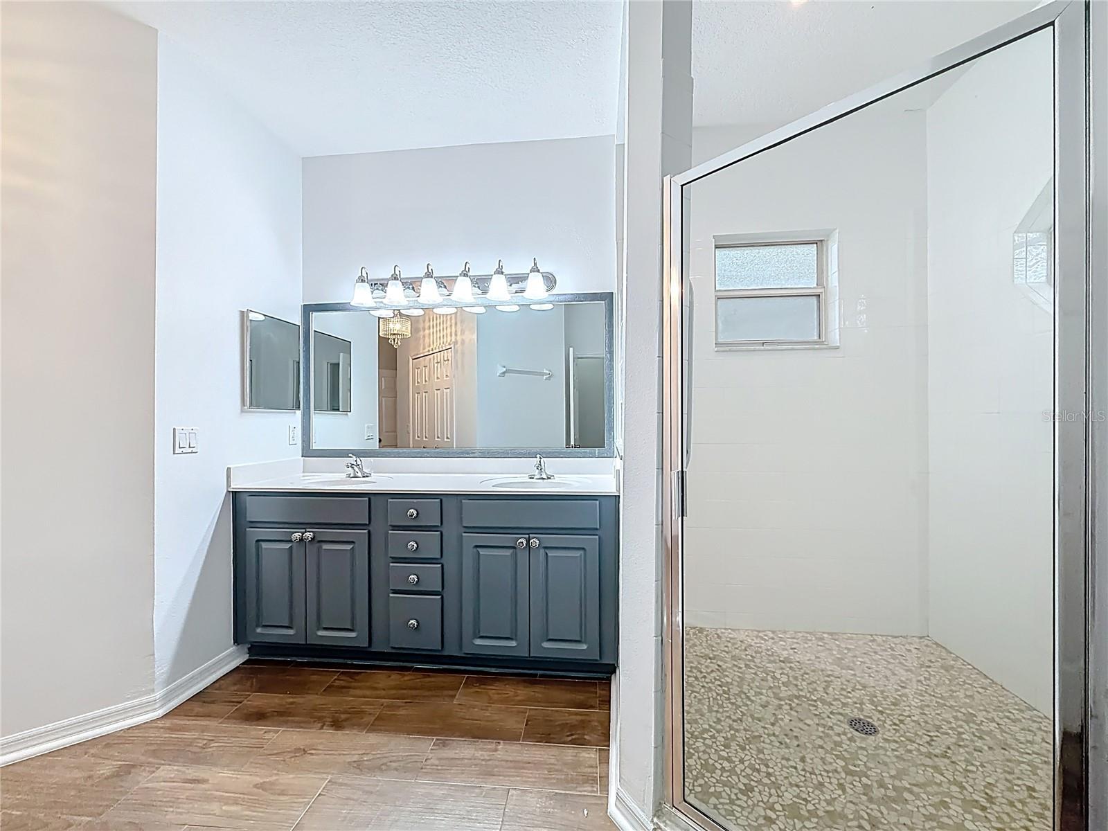 LAKES LADY LAKE - Residential