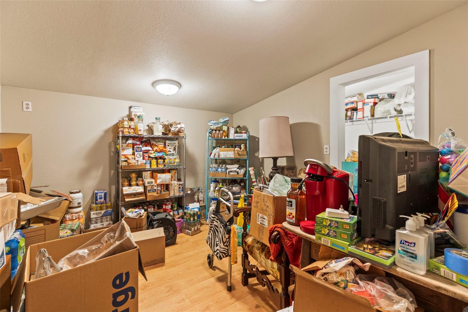 EDGEWATER - Residential