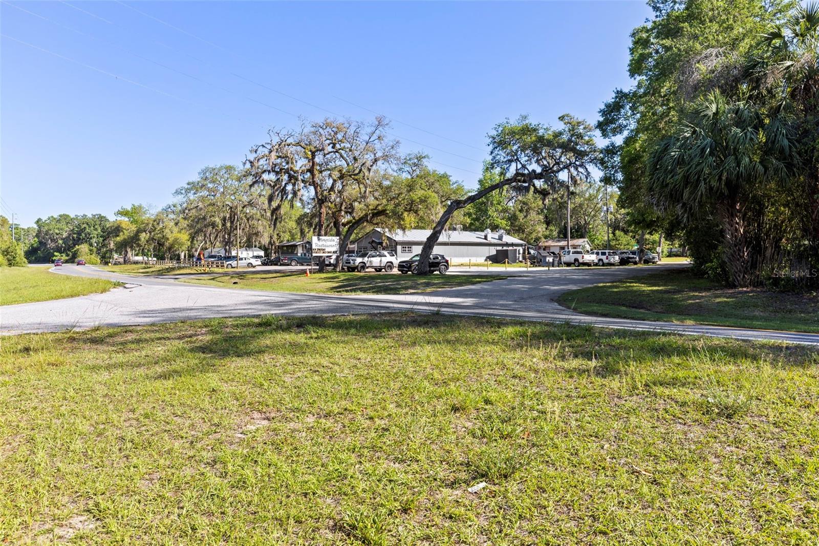 EDGEWATER - Residential