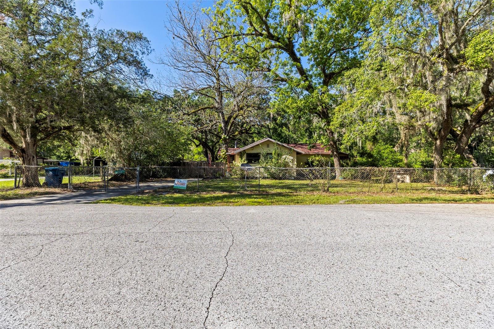 EDGEWATER - Residential