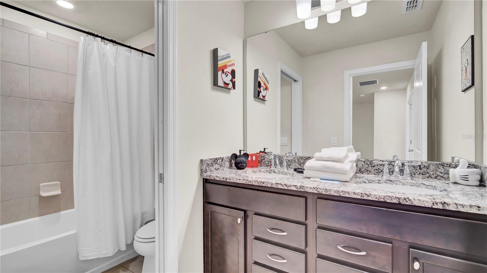 WINDSOR ISLAND RESIDENCE PH 2B - Residential Lease