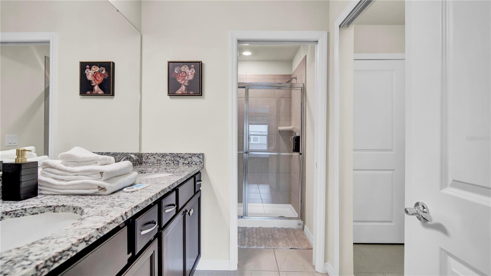 WINDSOR ISLAND RESIDENCE PH 2B - Residential Lease