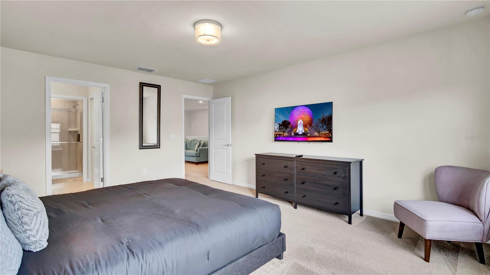 WINDSOR ISLAND RESIDENCE PH 2B - Residential Lease