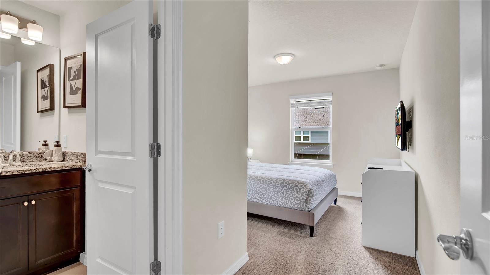 WINDSOR ISLAND RESIDENCE PH 2B - Residential Lease