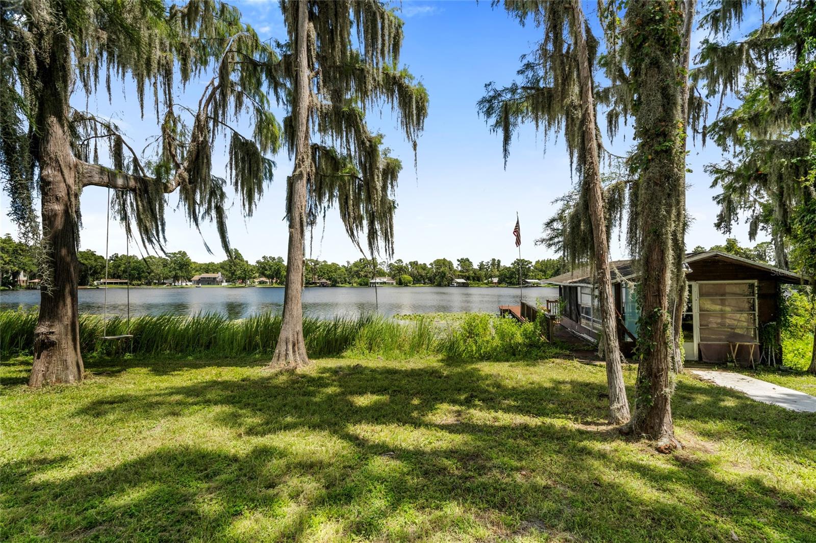 LAKE COMO HOMESITES - Residential