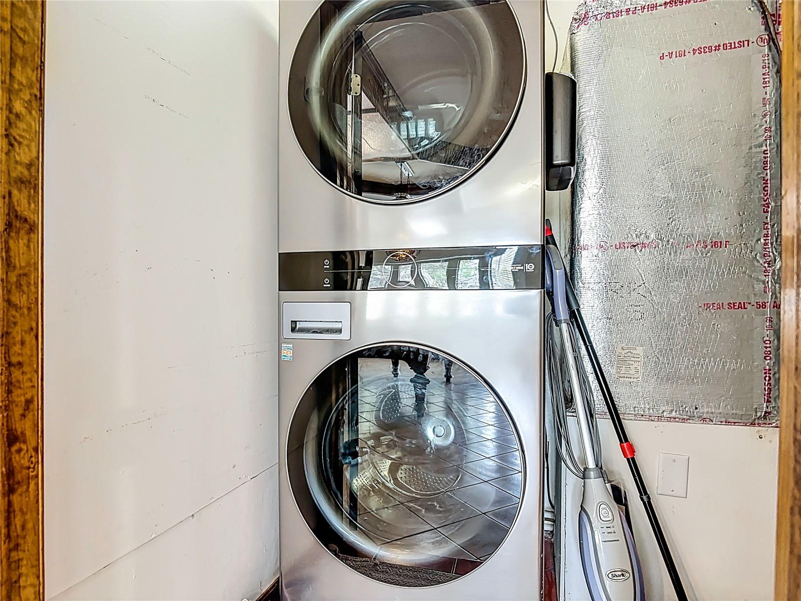 TOMOKA WOODS - Residential