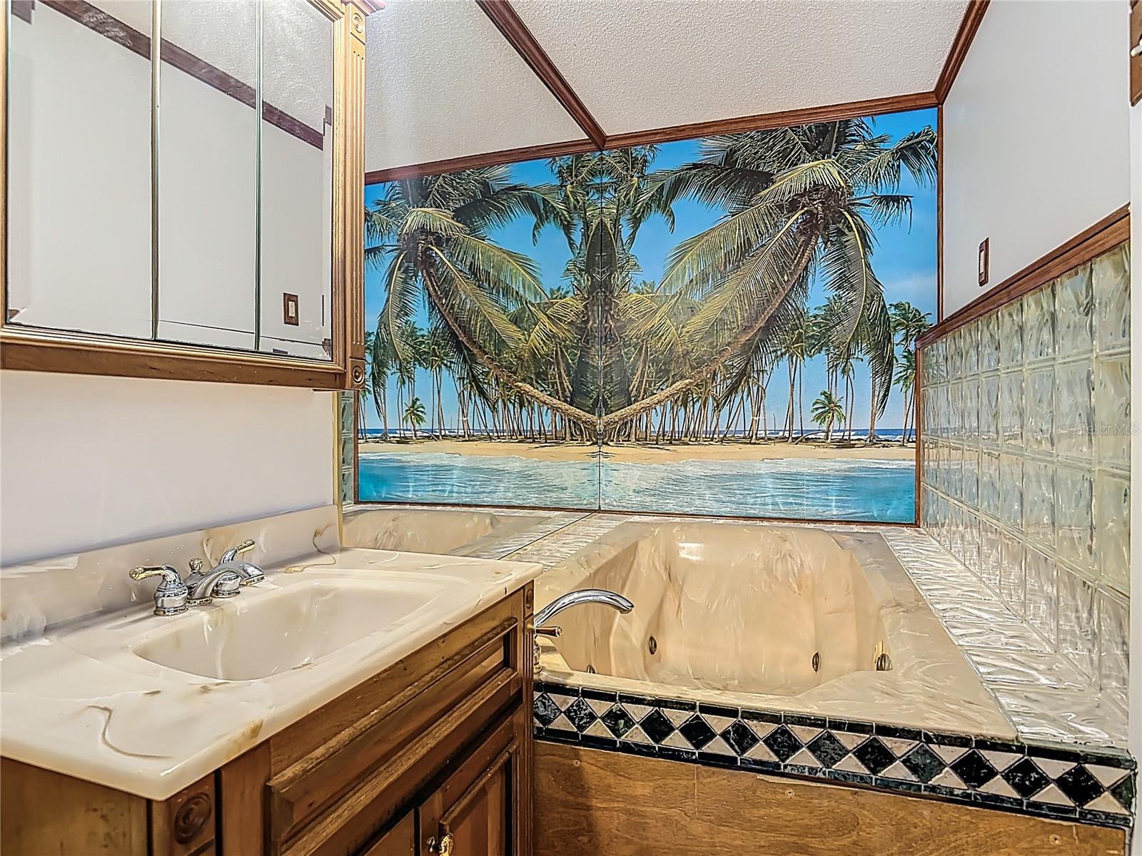 TOMOKA WOODS - Residential