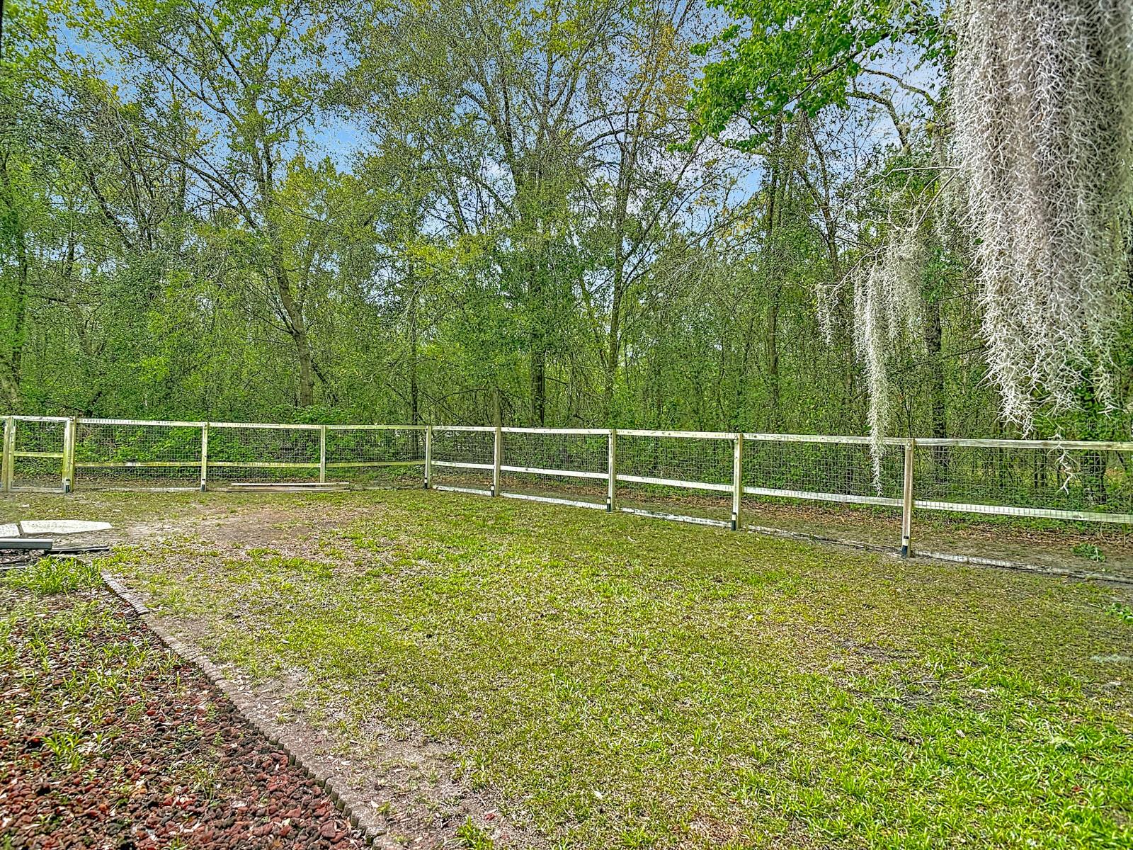 TOMOKA WOODS - Residential