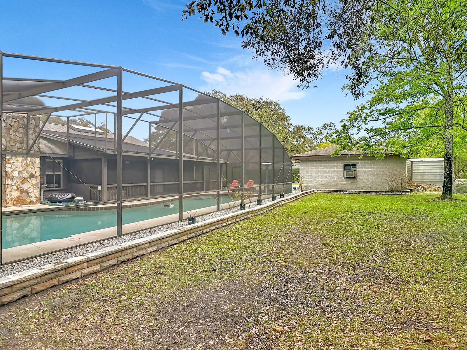 TOMOKA WOODS - Residential