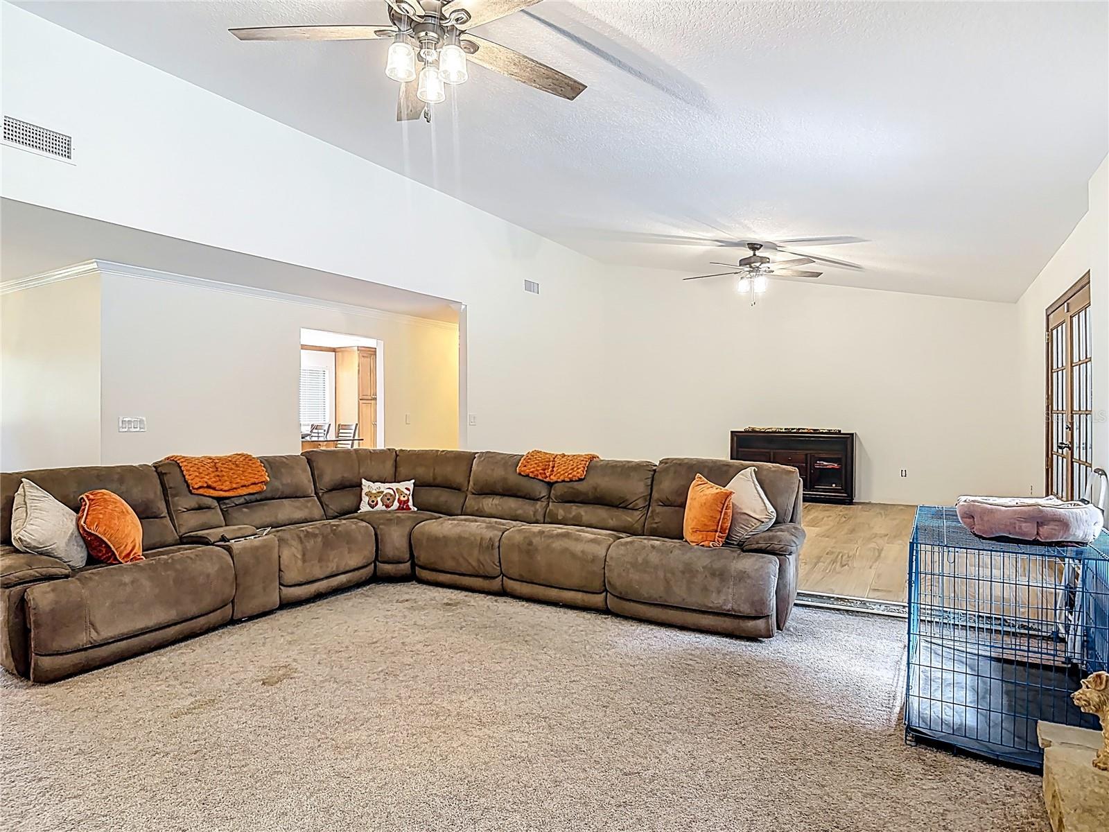 TOMOKA WOODS - Residential