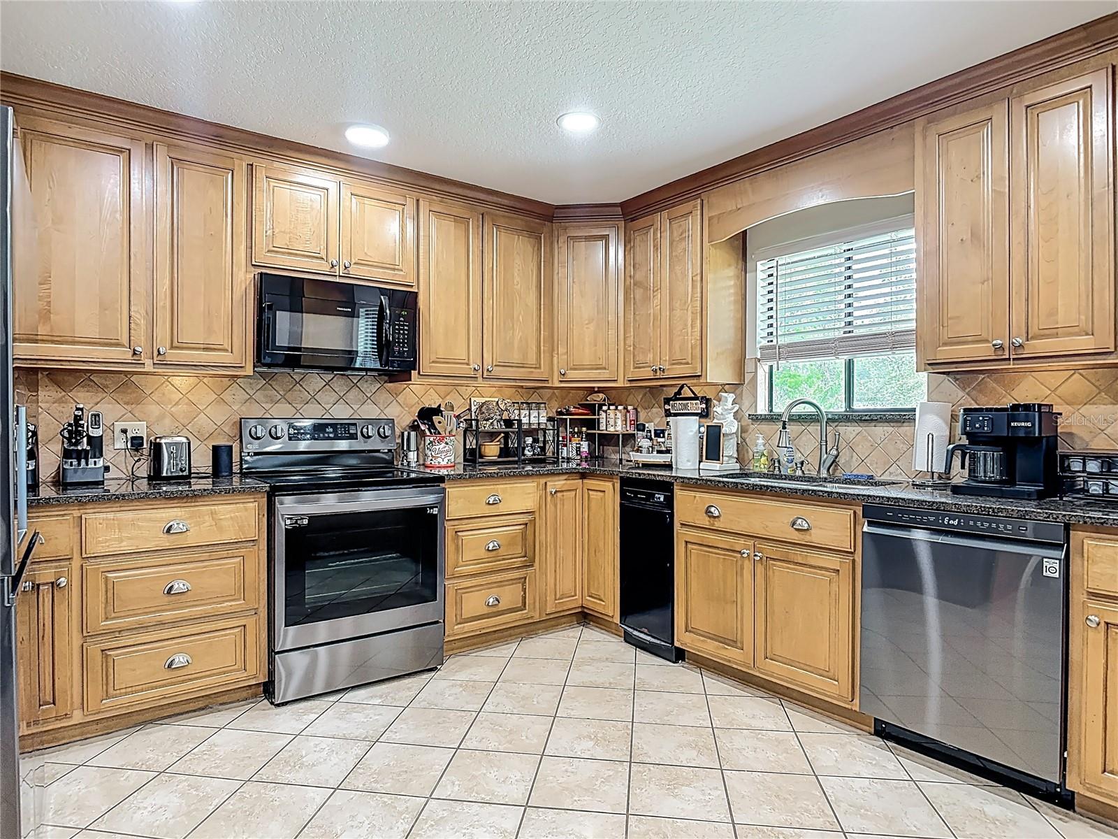 TOMOKA WOODS - Residential