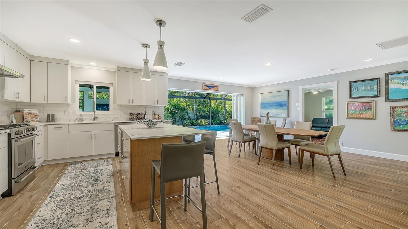 OYSTER BAY ESTATES - Residential