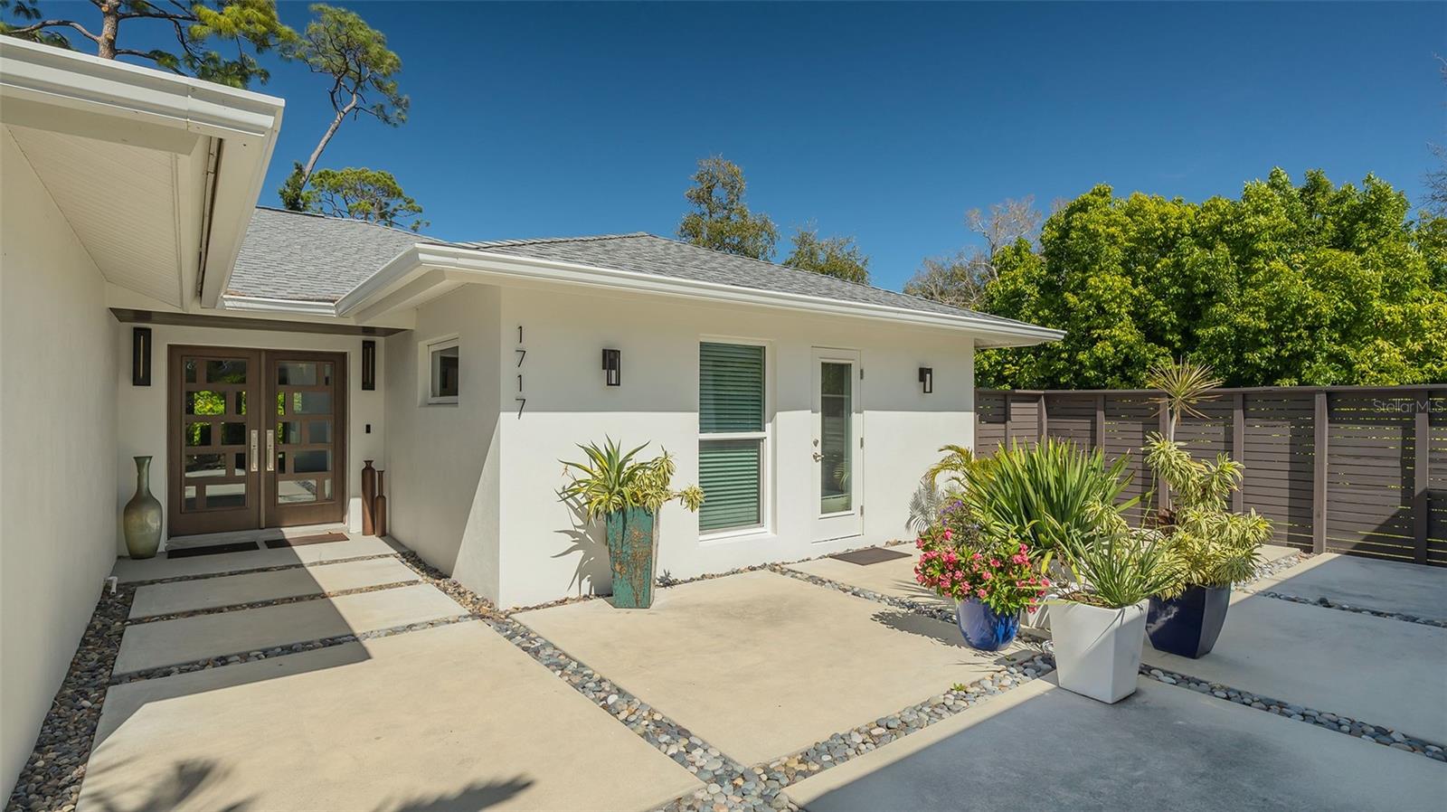 OYSTER BAY ESTATES - Residential