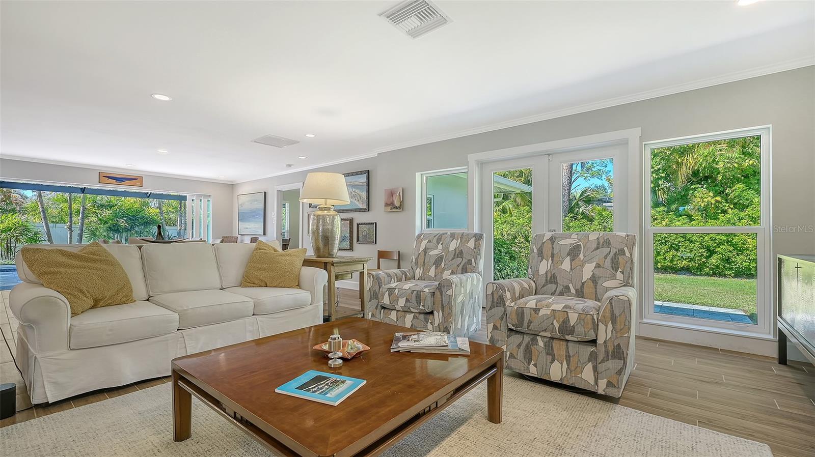 OYSTER BAY ESTATES - Residential