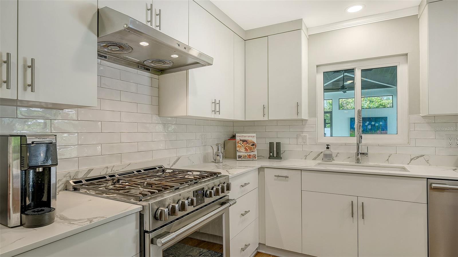 OYSTER BAY ESTATES - Residential