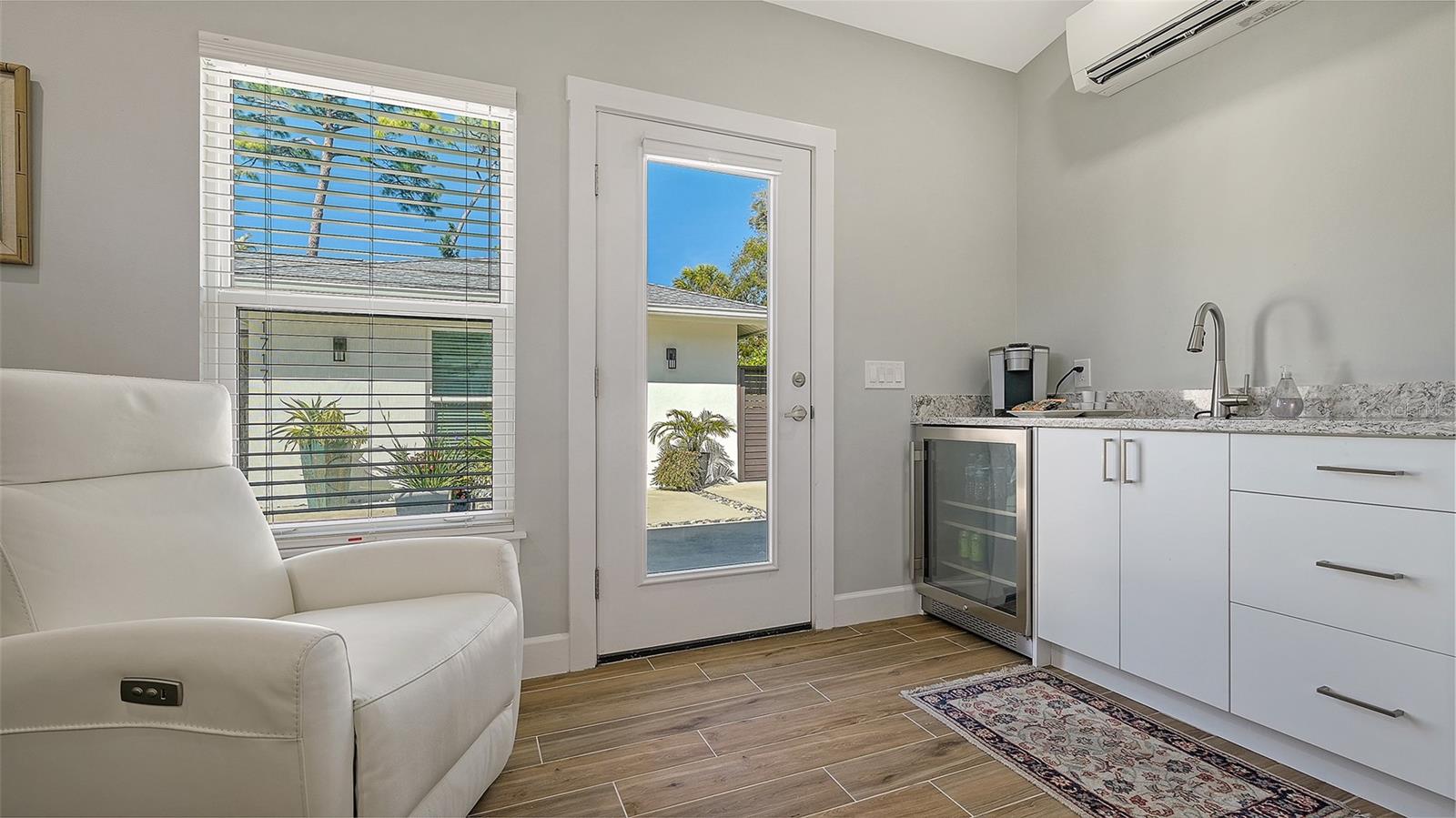 OYSTER BAY ESTATES - Residential